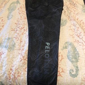 Peloton Stripe Fade Reversible HW Capri